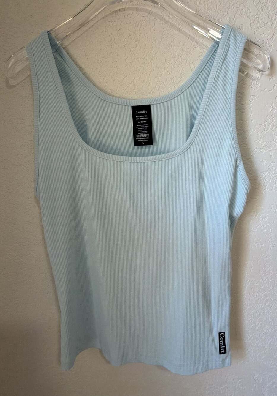 Comfrt Ribbed Tank Top Size L Light Blue Rayon Spandex Scoop Neck